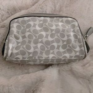 Small Coach make up bag - white and grey